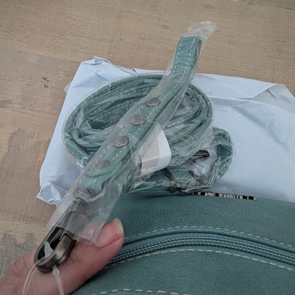 Wrangler Aztec Crossbody wristlet NWT - Picture 4 of 5